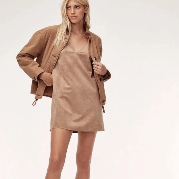 Aritzia Wilfred Vivienne Faux Suede Mini Dress in Camel Sz XS - Picture 1 of 13